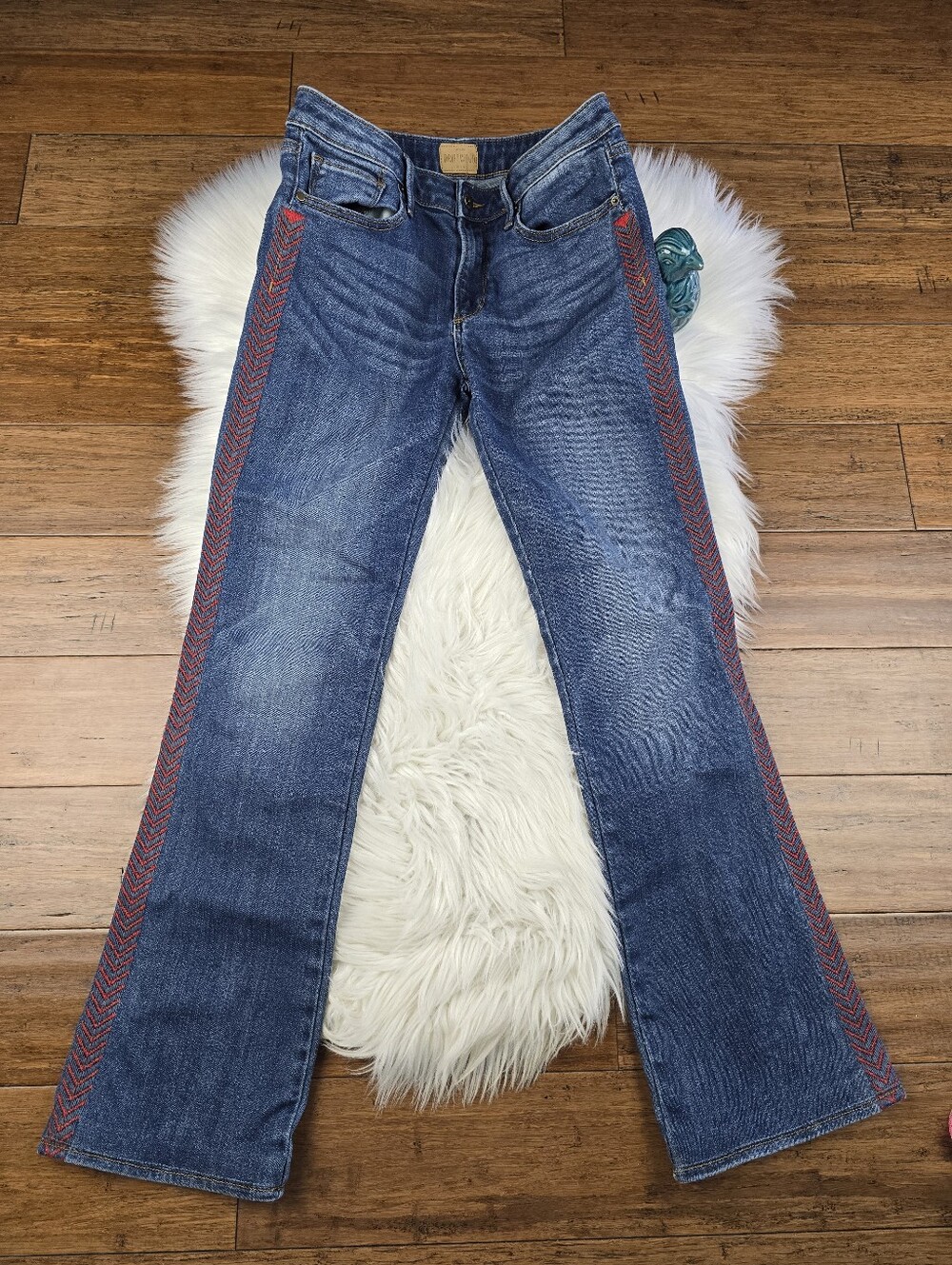 Driftwood Kelly Embroidered Classic Fit Jeans 27